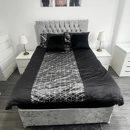 Wellington Apartment กลาสโกว์ ภายนอก รูปภาพ