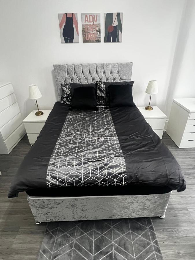 Wellington Apartment กลาสโกว์ ภายนอก รูปภาพ