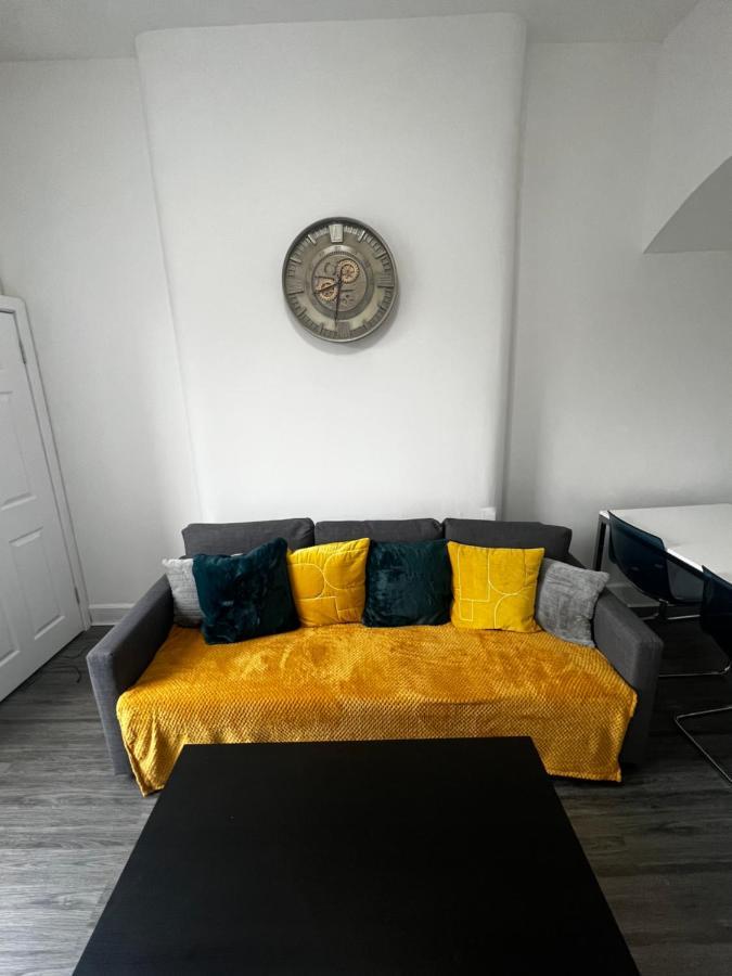 Wellington Apartment กลาสโกว์ ภายนอก รูปภาพ